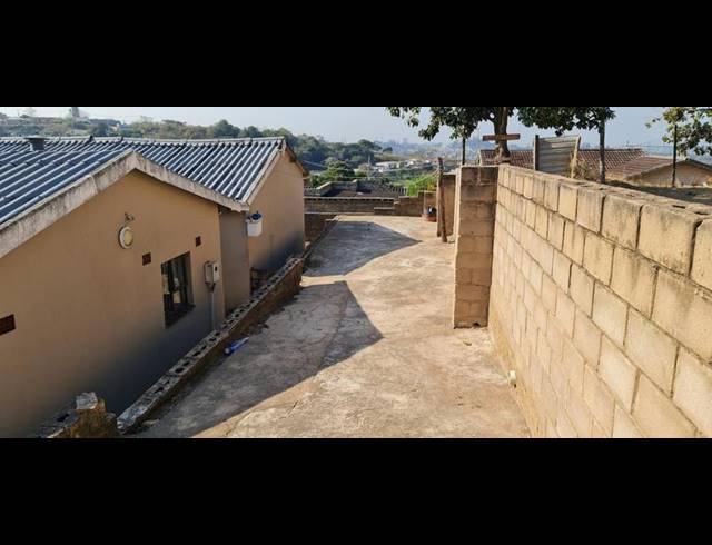 2 BEDROOM HOUSE FOR SALE IN KWAMAKUTHA